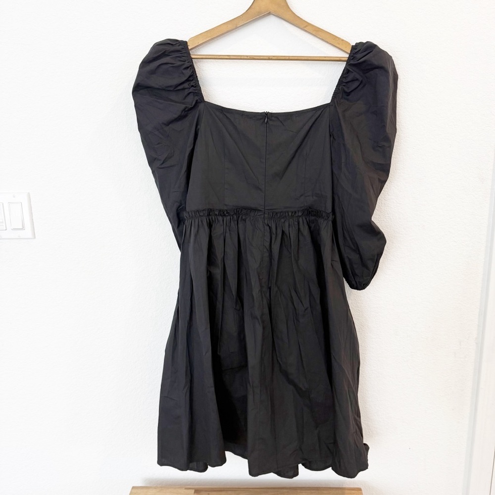 Area Stars- Puff Sleeve Plunge V-Neck Black Dress- L